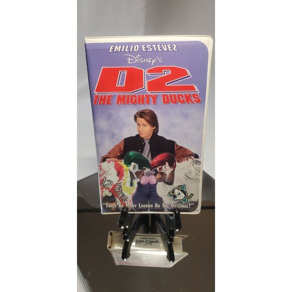 Walt Disney D2: The Mighty Ducks VHS Tape Emilio Esteves1994 Clamshell Case - Picture 1 of 3